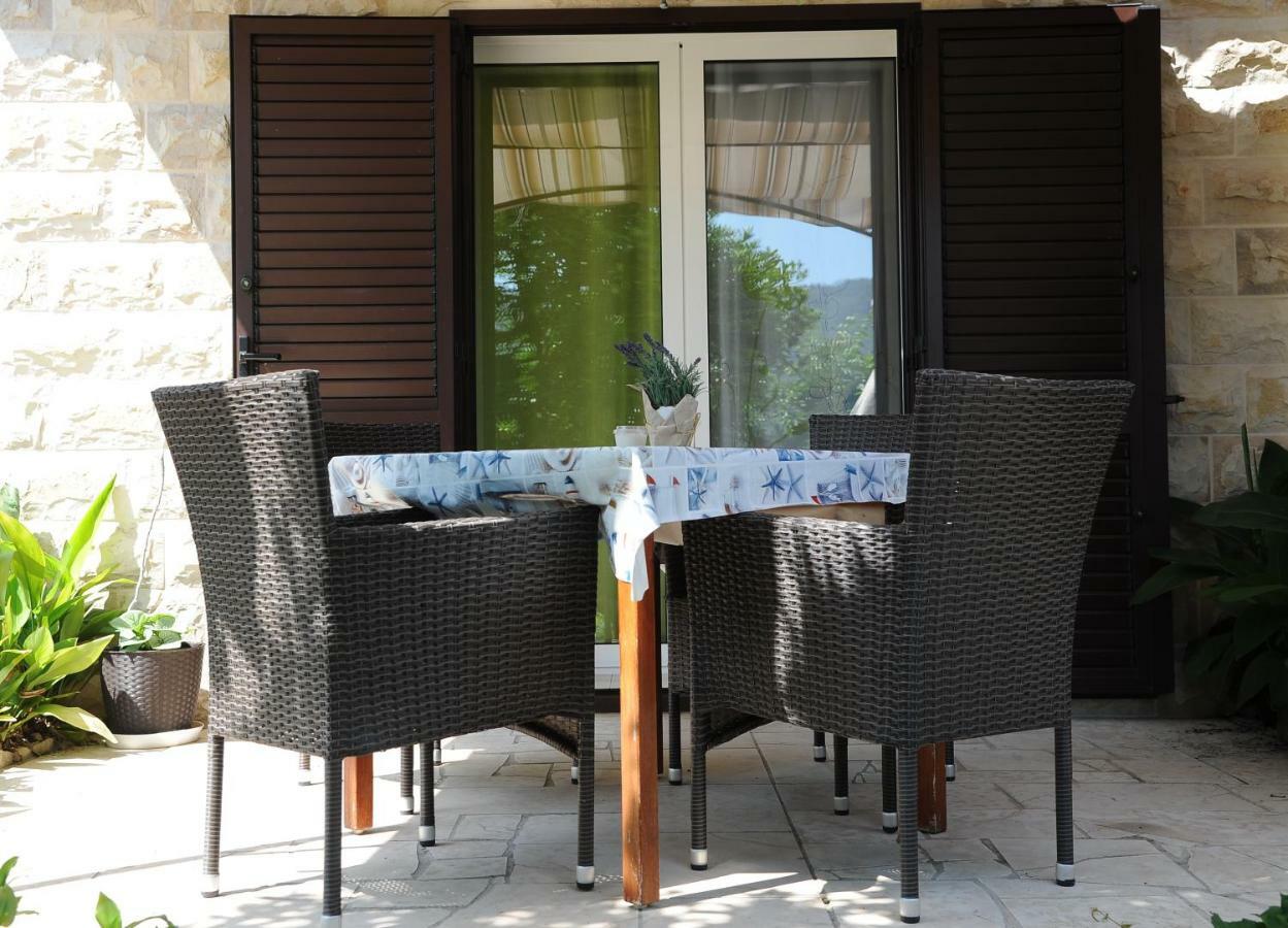Apartments Marcela Stari Grad  Zewnętrze zdjęcie